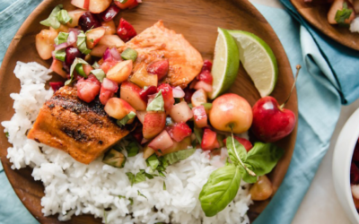 Grilled Salmon and Fruit Salad